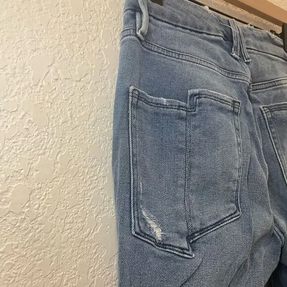 Good American Good Straight Cropped Raw Hem Light Wash Jeans Size 6/28 - Picture 8 of 12